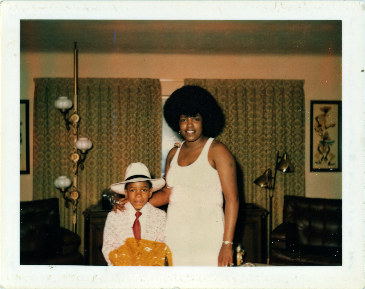 Photograph from Fade Resistance , a photographic archive of Black life by Zun Lee