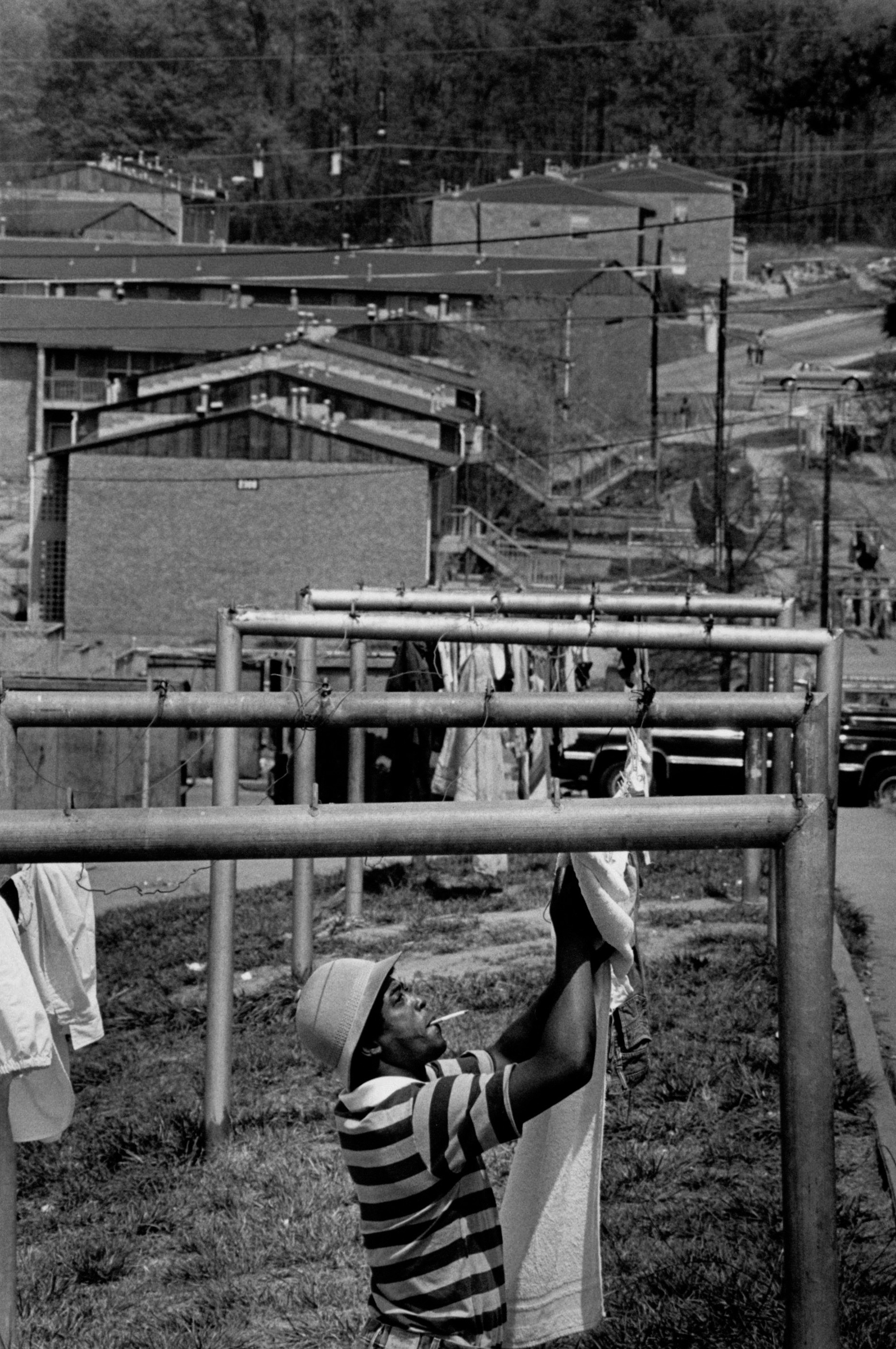 Photograph by Louie Favorite. Atlanta Journal-Constitution Photographic Archives. Special Collections and Archives, Georgia State University Library.
