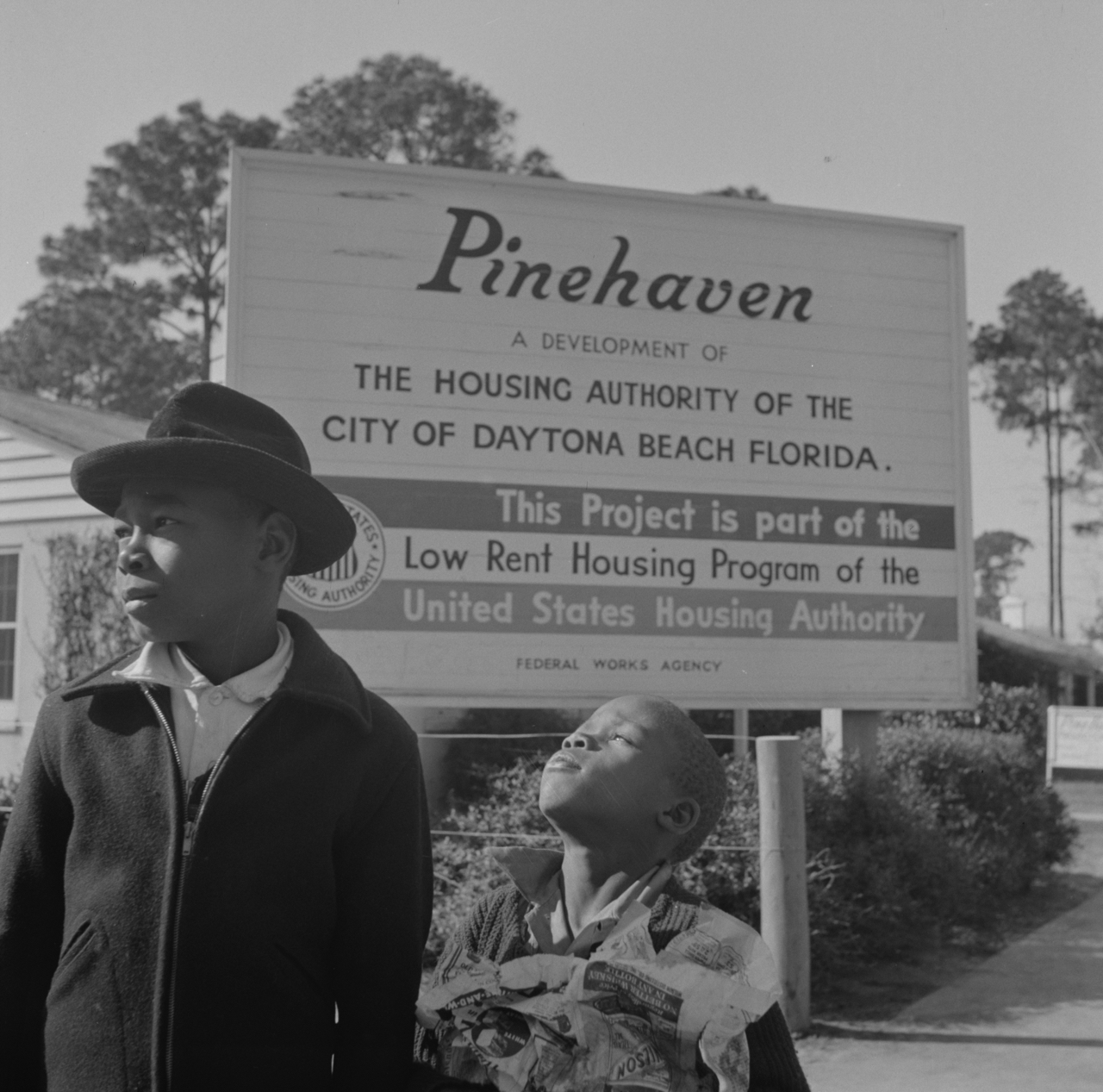 Photograph by Gordon Parks (1943) Courtesy of the Library of Congress