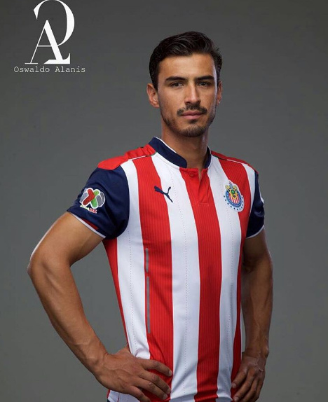 n_chivas_guadalajara_oswaldo_alanis_pantoja-11067930.png