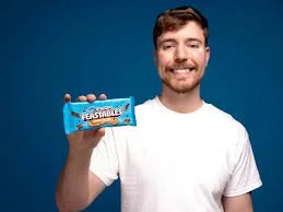 La era del creador-empresa: cómo MrBeast, Emma Chamberlain y Ryan Trahan están redefiniendo el marketing