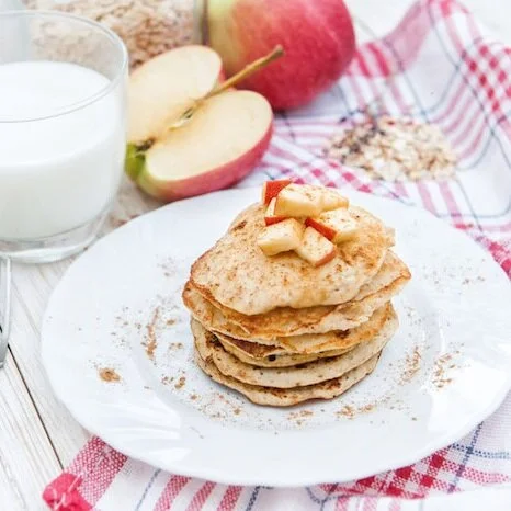 Healthy Apple Pancakes