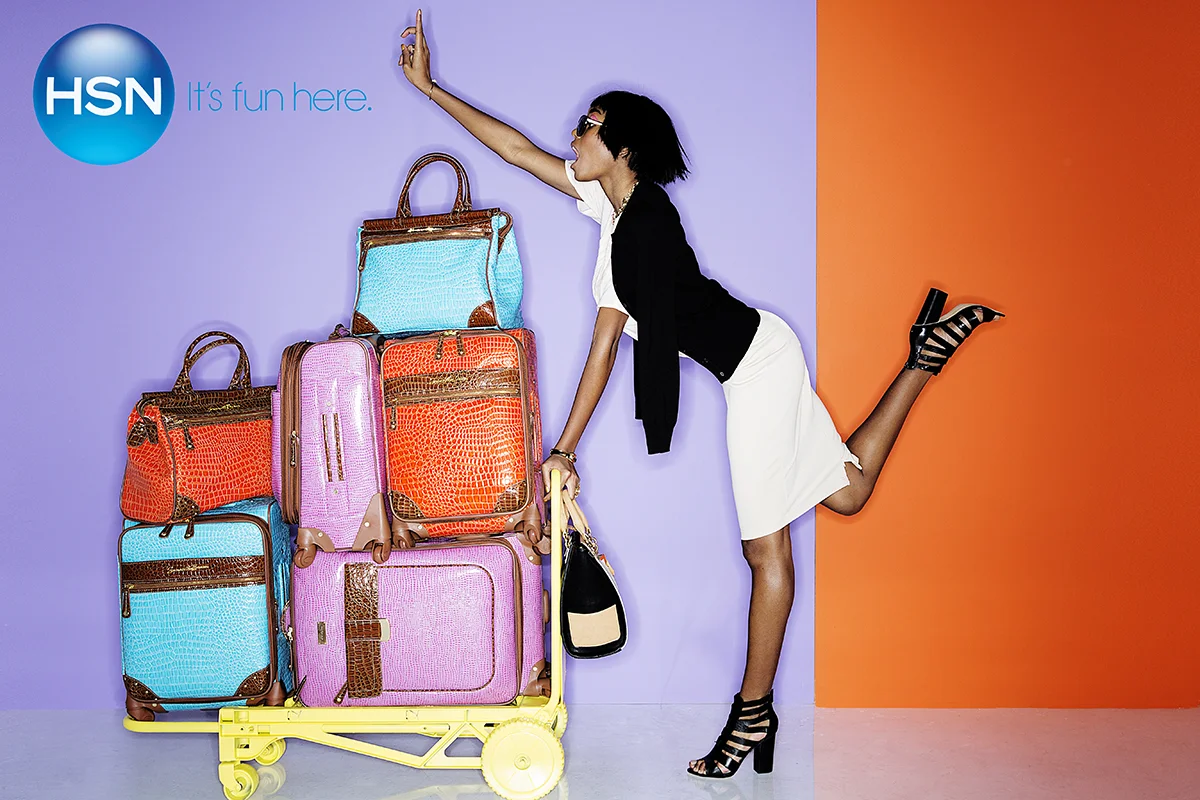 PR1296_Brand_Shoot_2014_luggage_0013_logo_SK.jpg