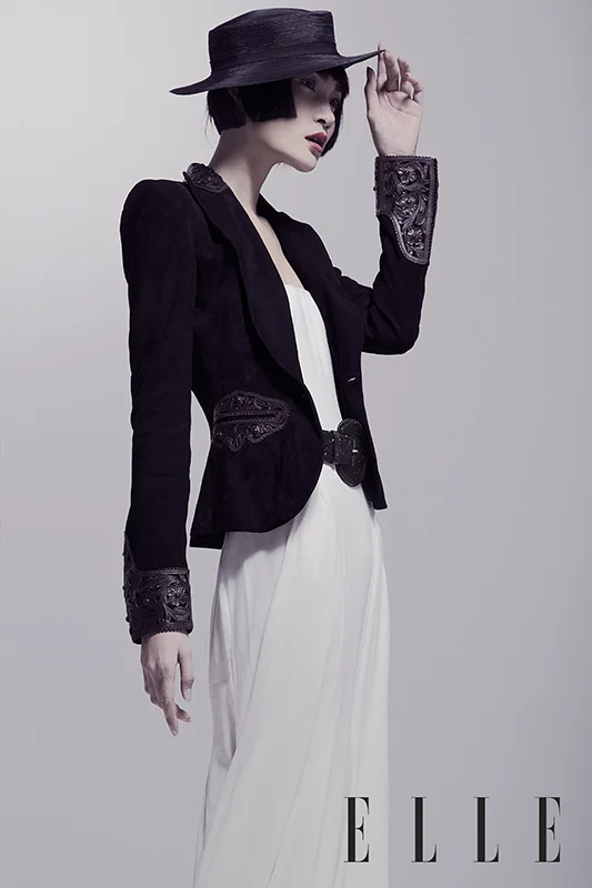 Elle_606_F_wlogo_SK.jpg