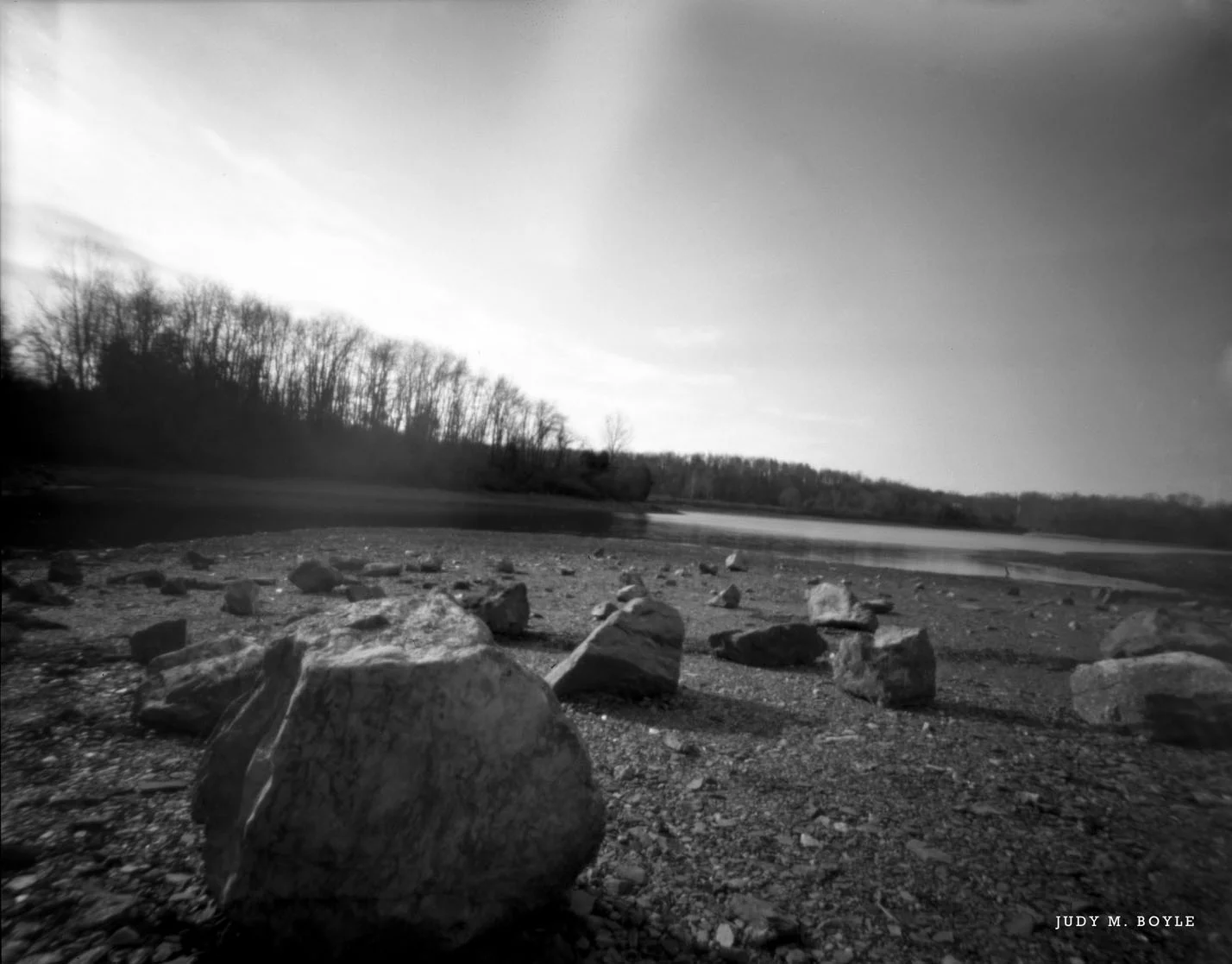 pinhole_2_sm.jpg