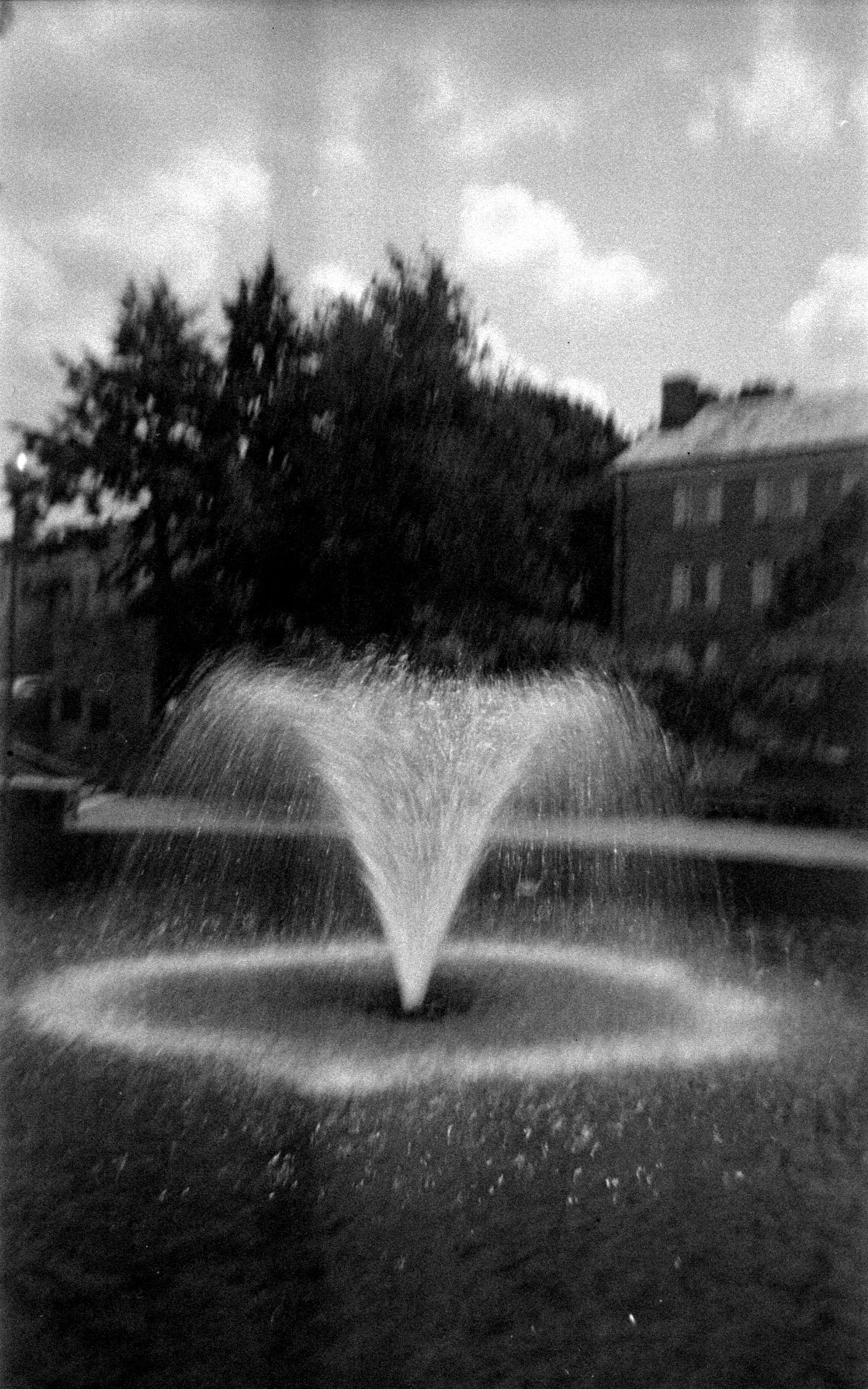 lititz_fountain.jpg