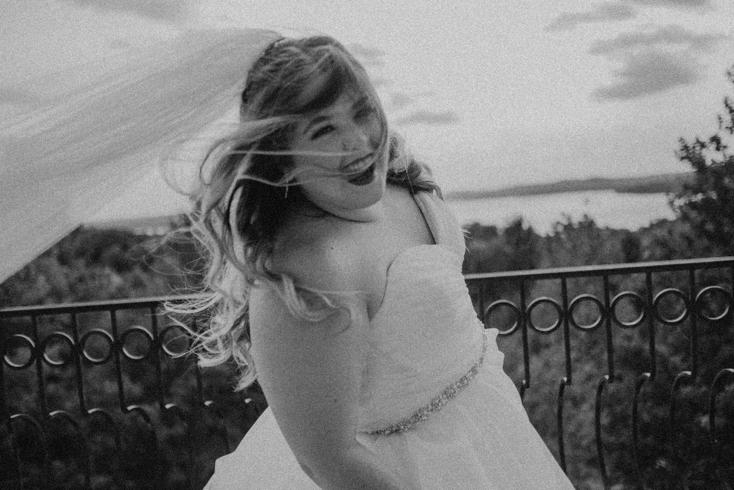 bride on table rock lake documentary wedding photographers Branson MO