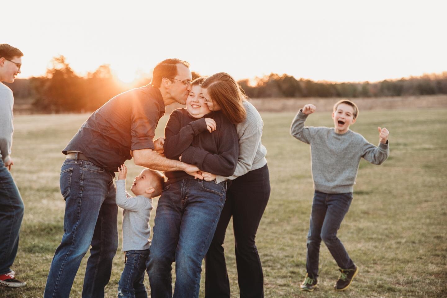 Went to Virginia to photograph this amazing family in 23 degree weather at 7:15 am. It was 100% worth it. Have you ever considered a sunrise session?? Every time I&rsquo;ve done one, I have not regretted one bit of it!