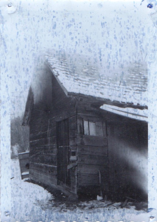 Sugar house facing east and Golf Course Road before the 1963 addition. Note the wooden shingle roof. 