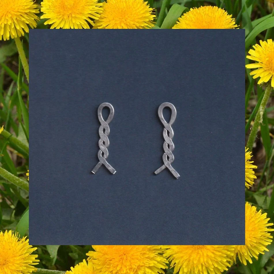 earrings_twistsm_b.jpg