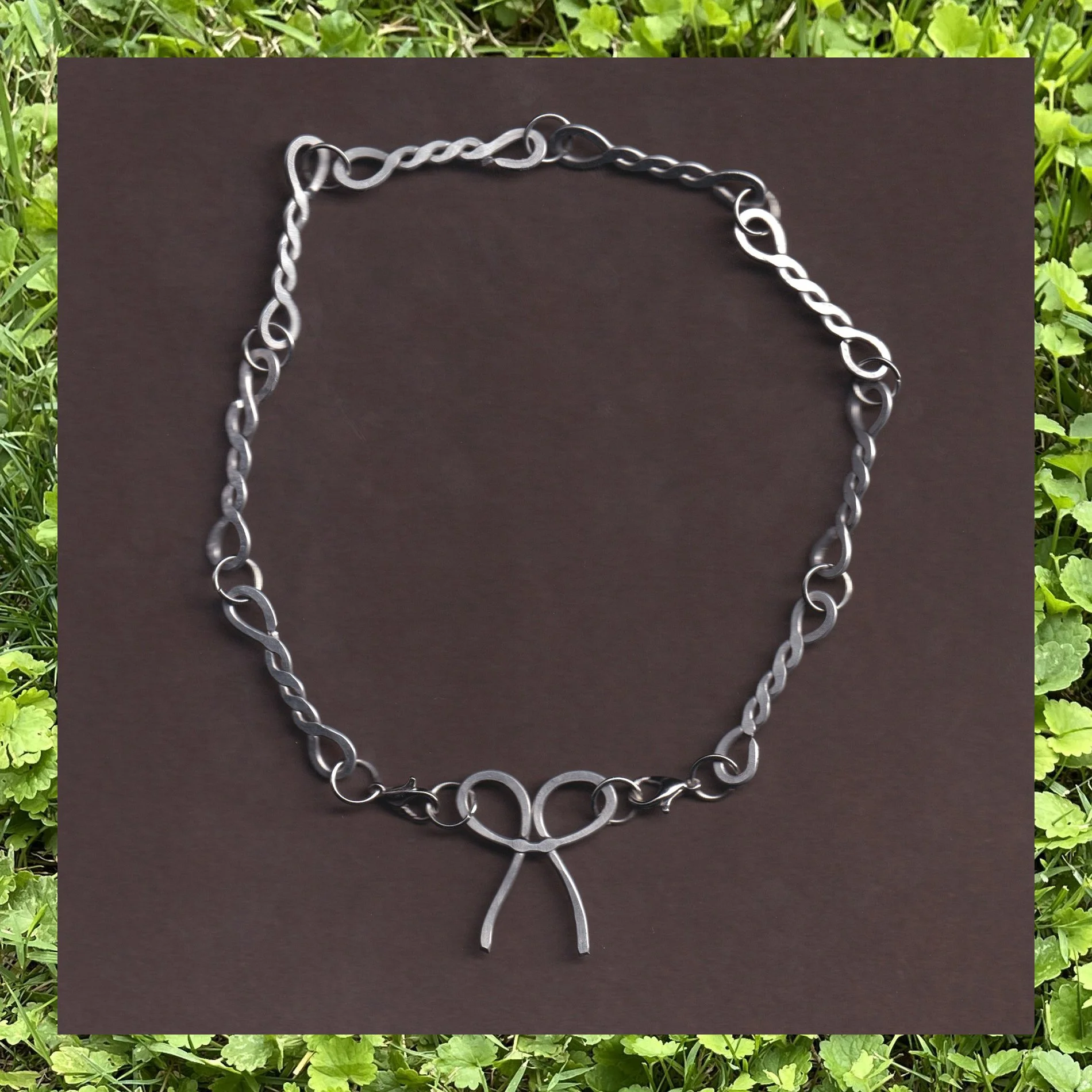 necklace_pendant_bow.jpg