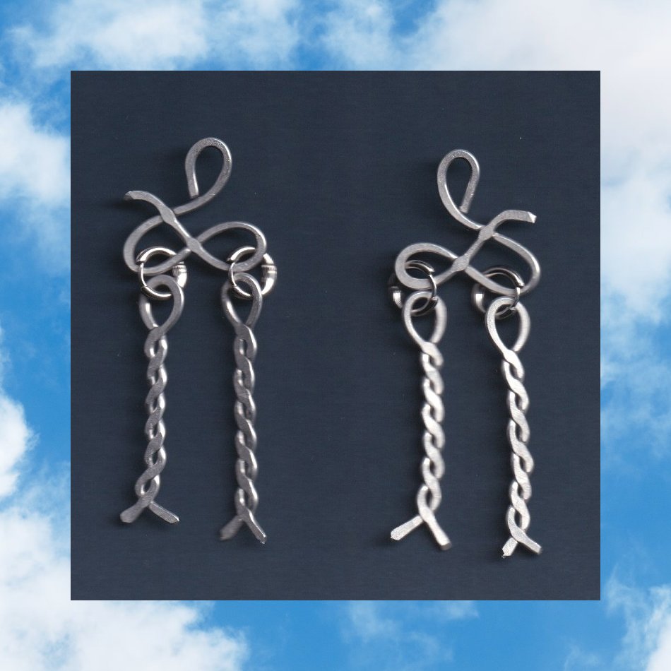 earrings_ampersand_n.jpg
