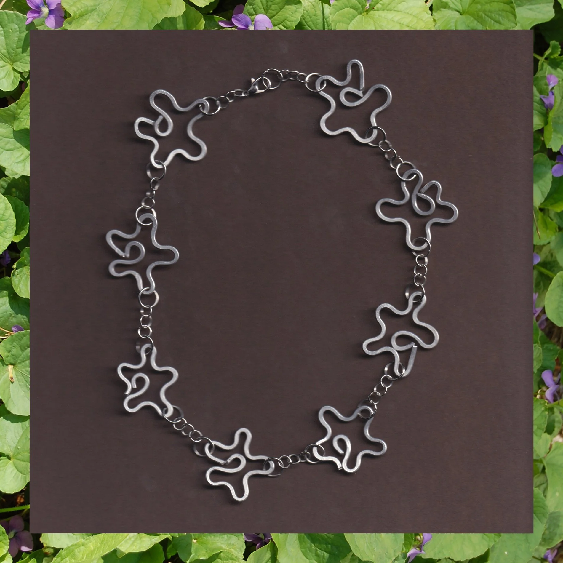 necklace_flower chain.jpg