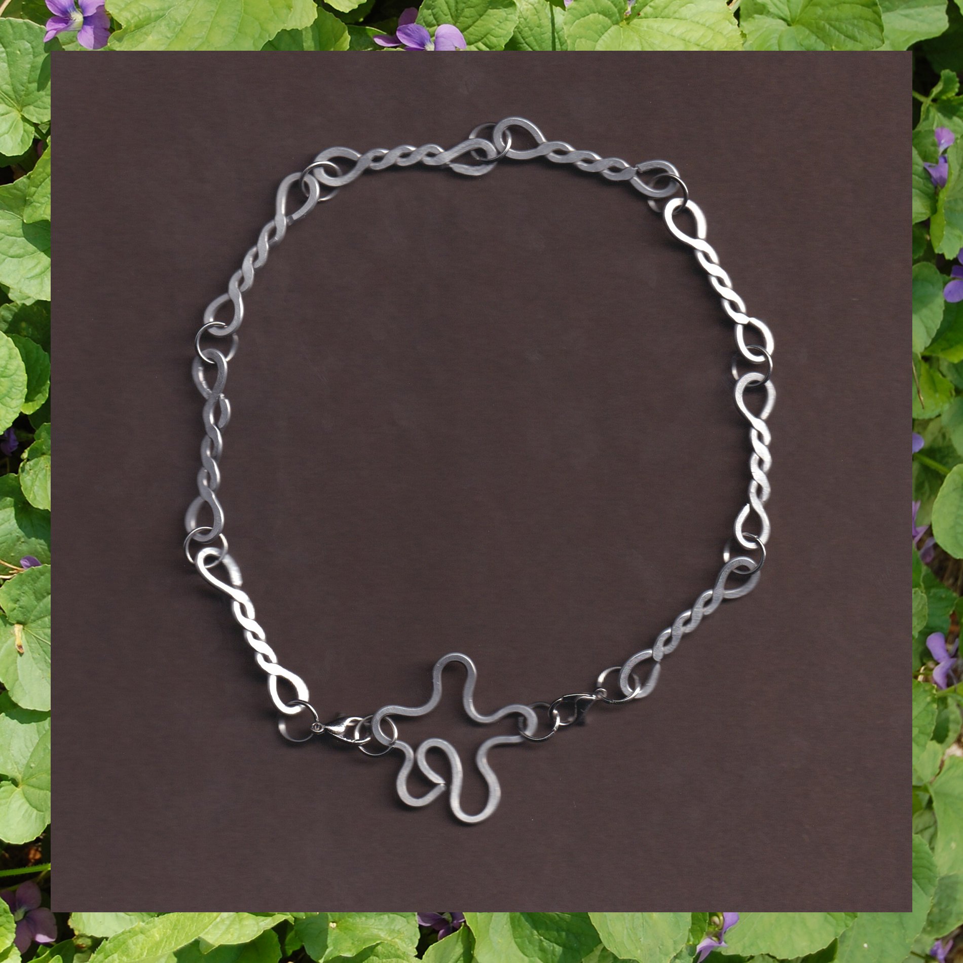 necklace_pendant_flower.jpg