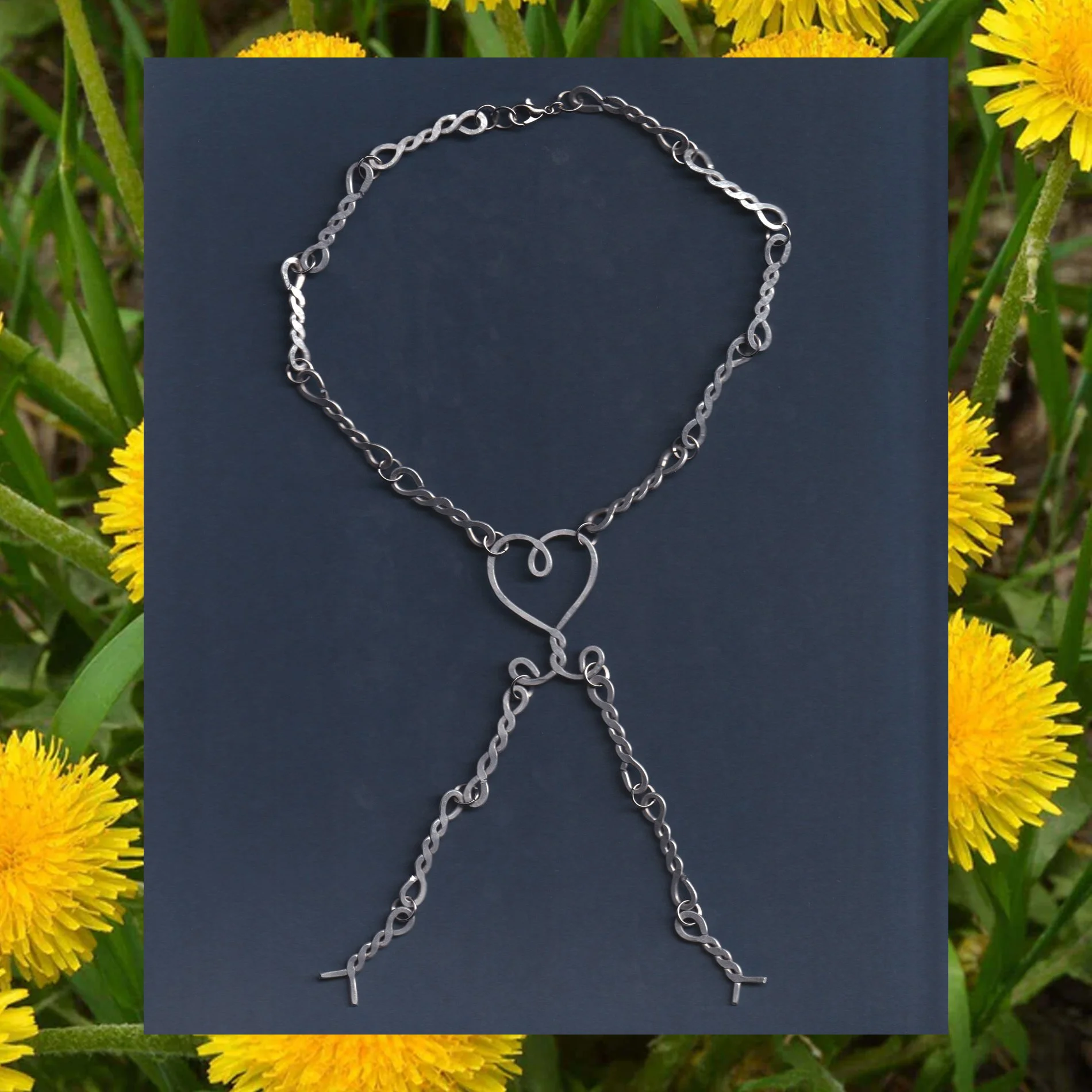 necklace_bolo_heart.jpg