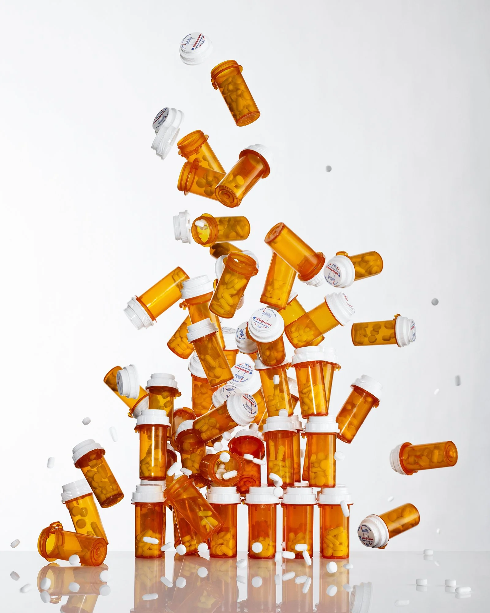 pills falling v4.jpg