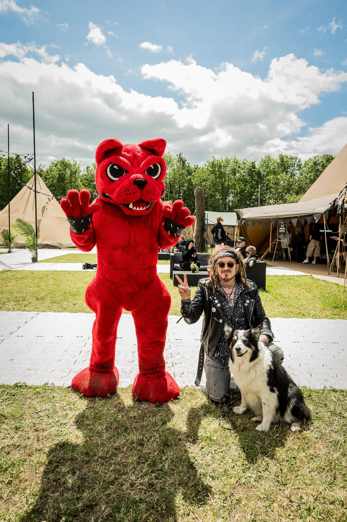 Ginger Wildheart & Download Dog // Download Festival // 2026