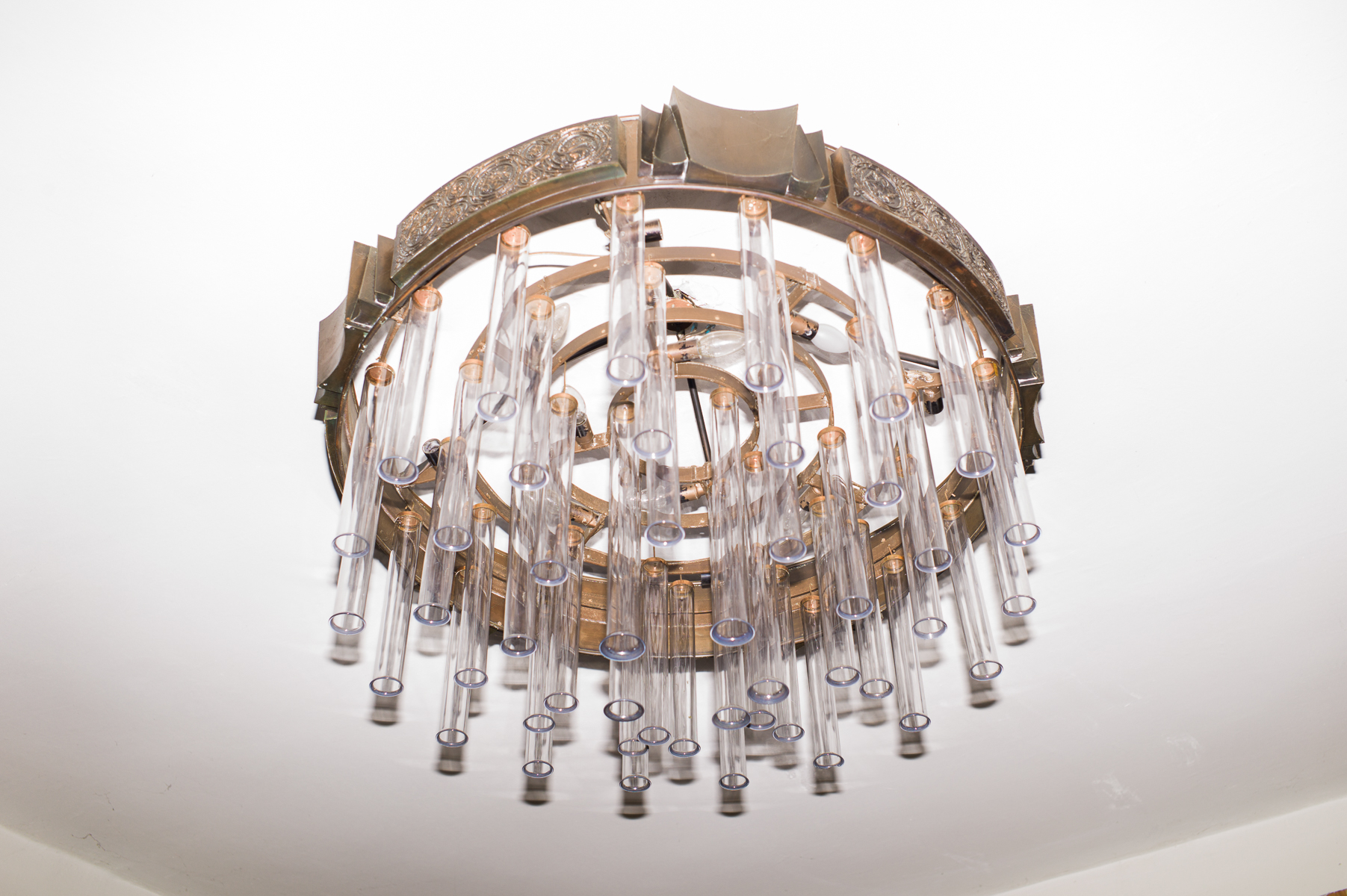 Deckenlampe im Theater von Chiatura