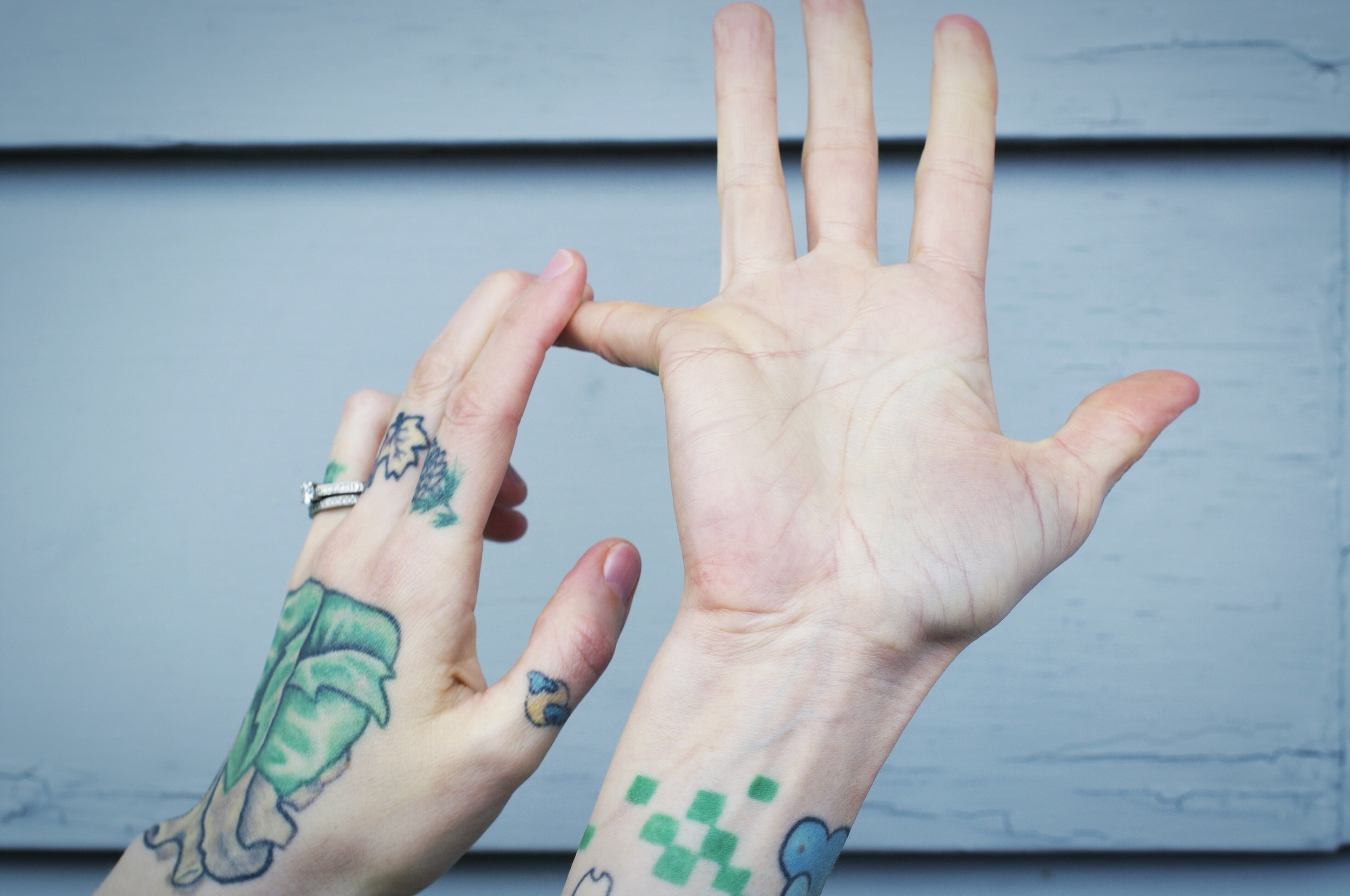 Pinky's up! Same as the above stretch, just with your pinky instead of your thumb. Feel free to repeat this stretch with all of your fingers.