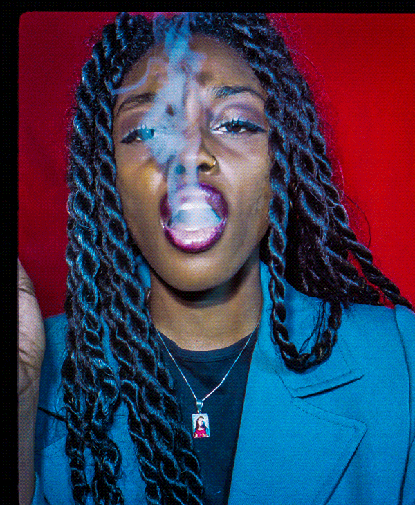 papermag_dec16_zaina_2.gif