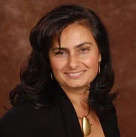 Giovanna Carriero-Contreras headshot.jpg