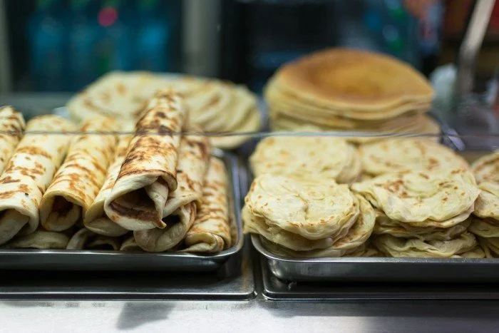Roti-Sri-Lanka-2-1-700x467.jpg