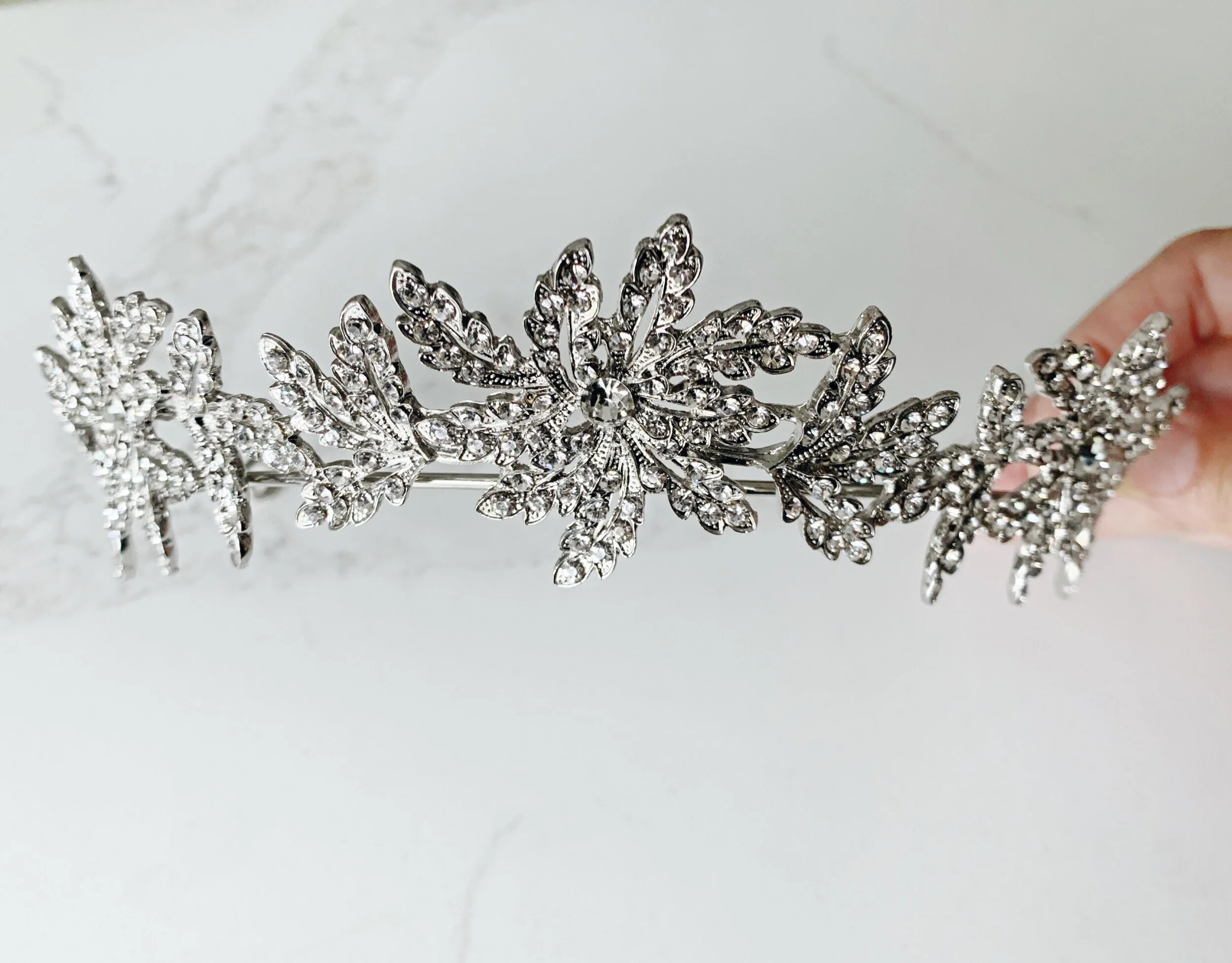 7C4FF5C3-54EB-4D6E-B5B1-B2B4EB6B4B24