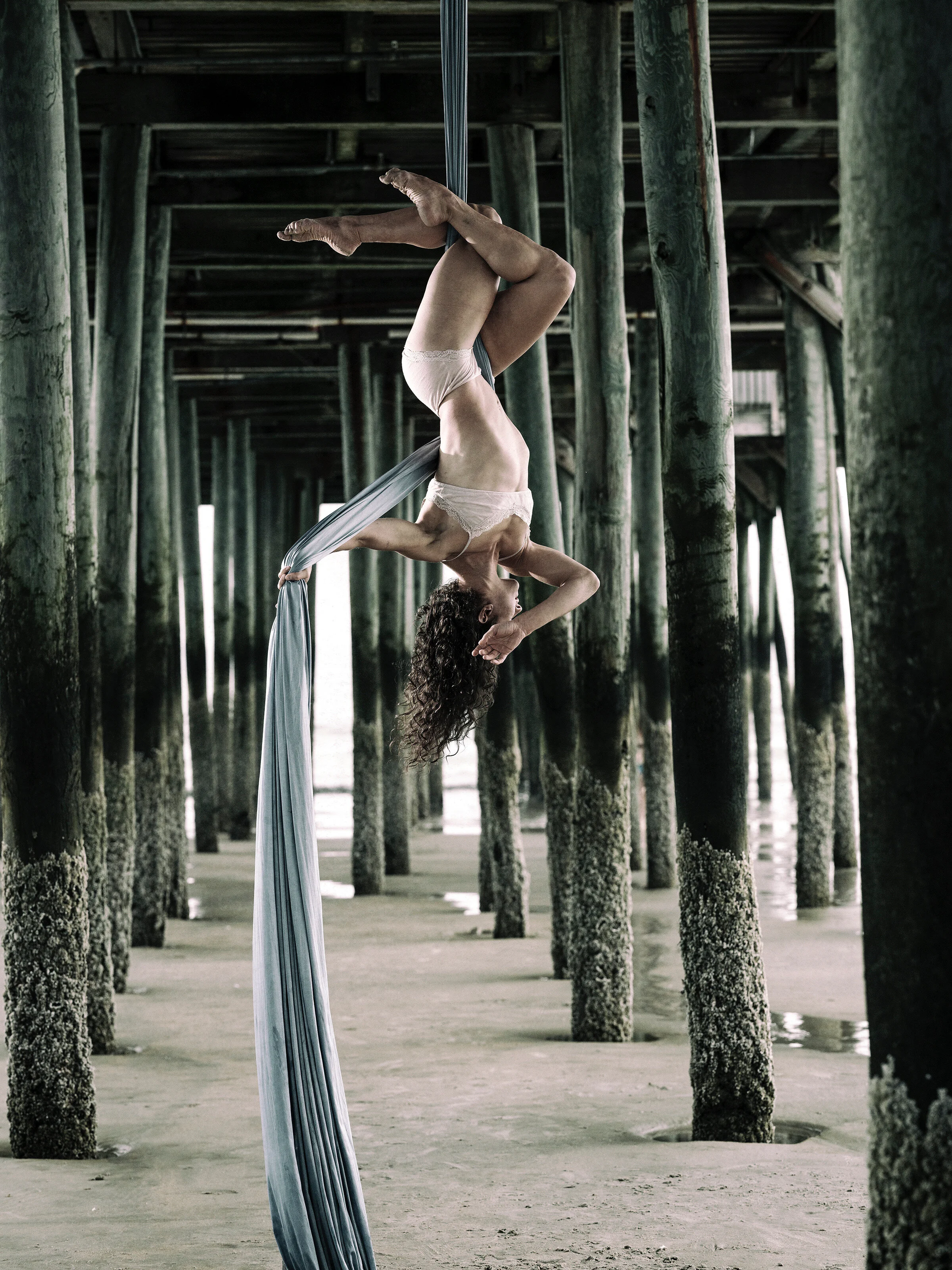  photo by  Giles Clement  