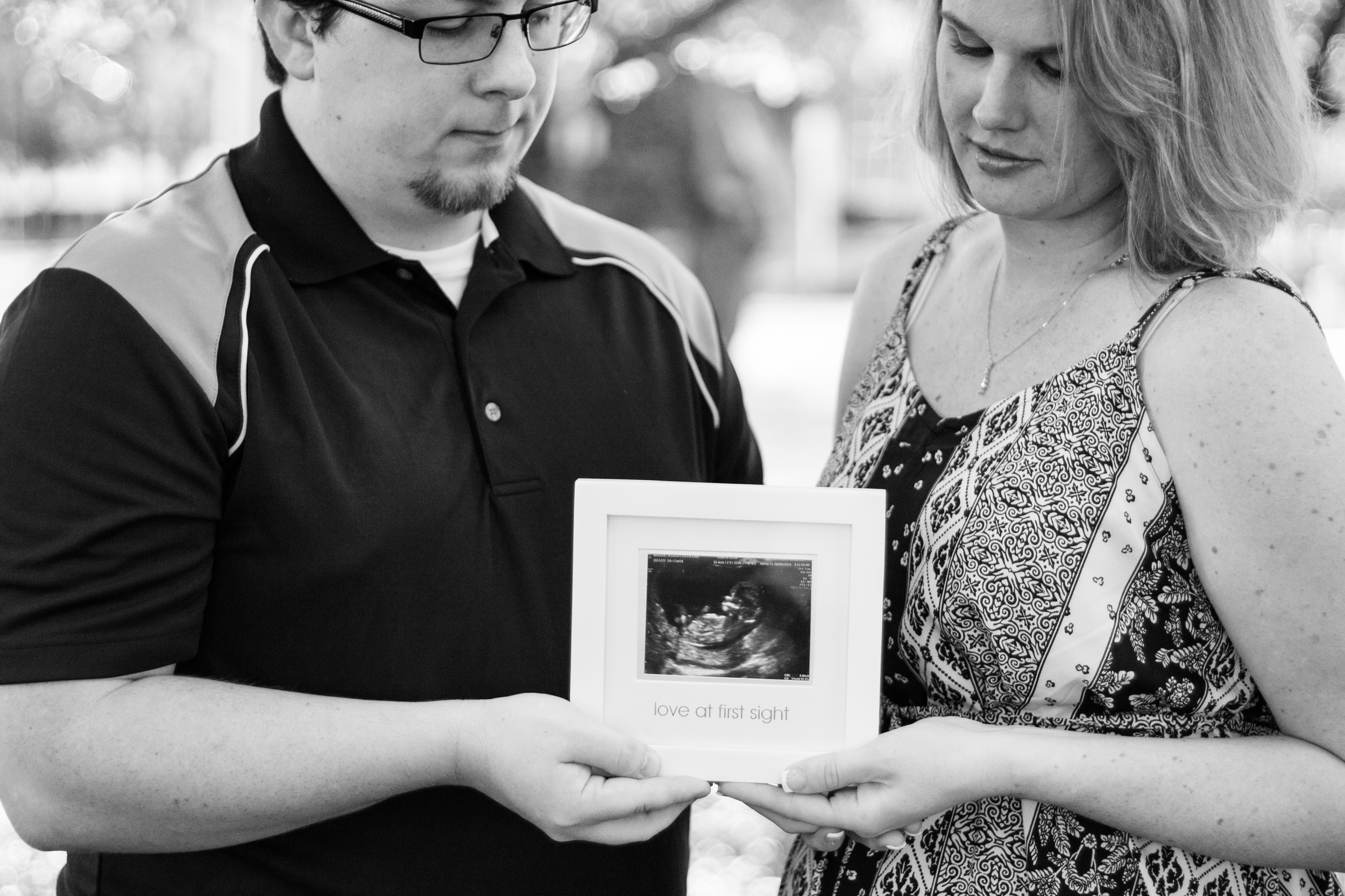Jessica & Doug Maternity Announcement