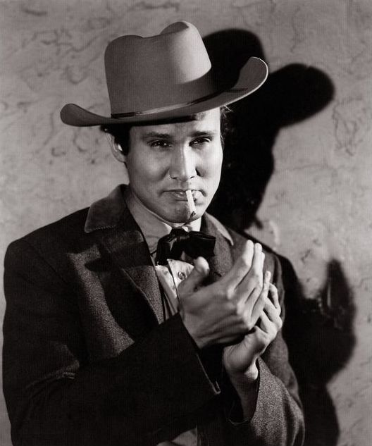 henry-silva-2.jpg