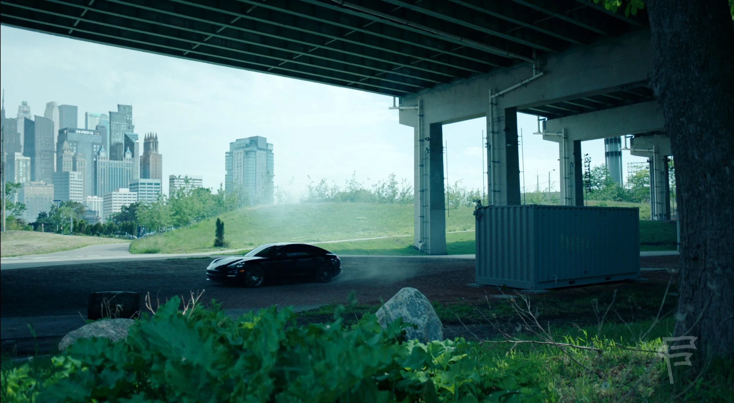 Peter_Braeley_TITANS_03_city_mattepainting_03_v001.jpg