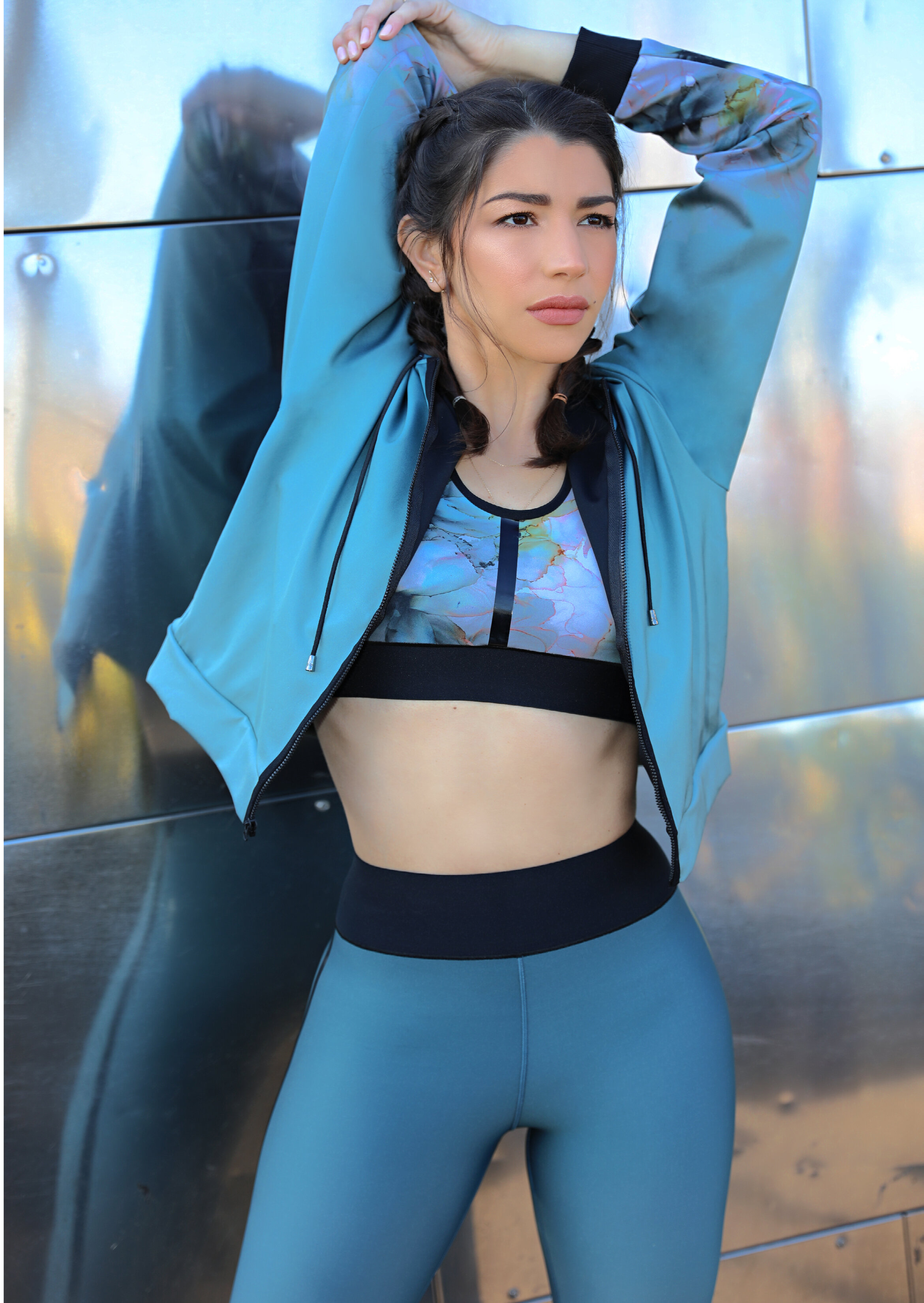 Finding The Through Line With Jamie Gray Hyder Athleisure Mag