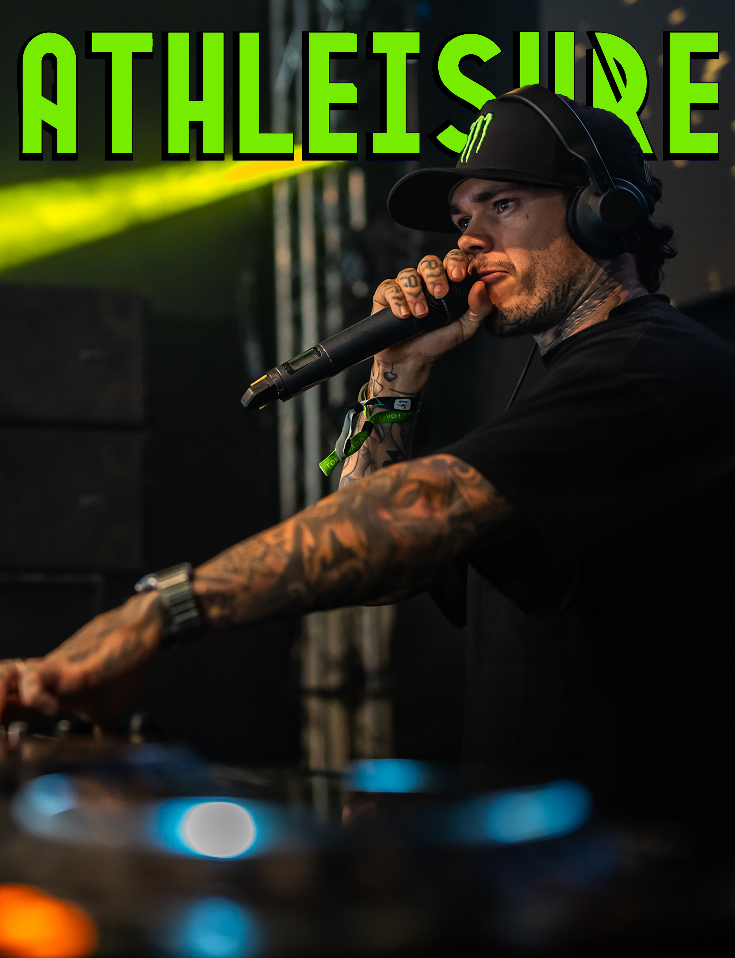 AM OCT ISSUE #106 _ FRONT COVER.png