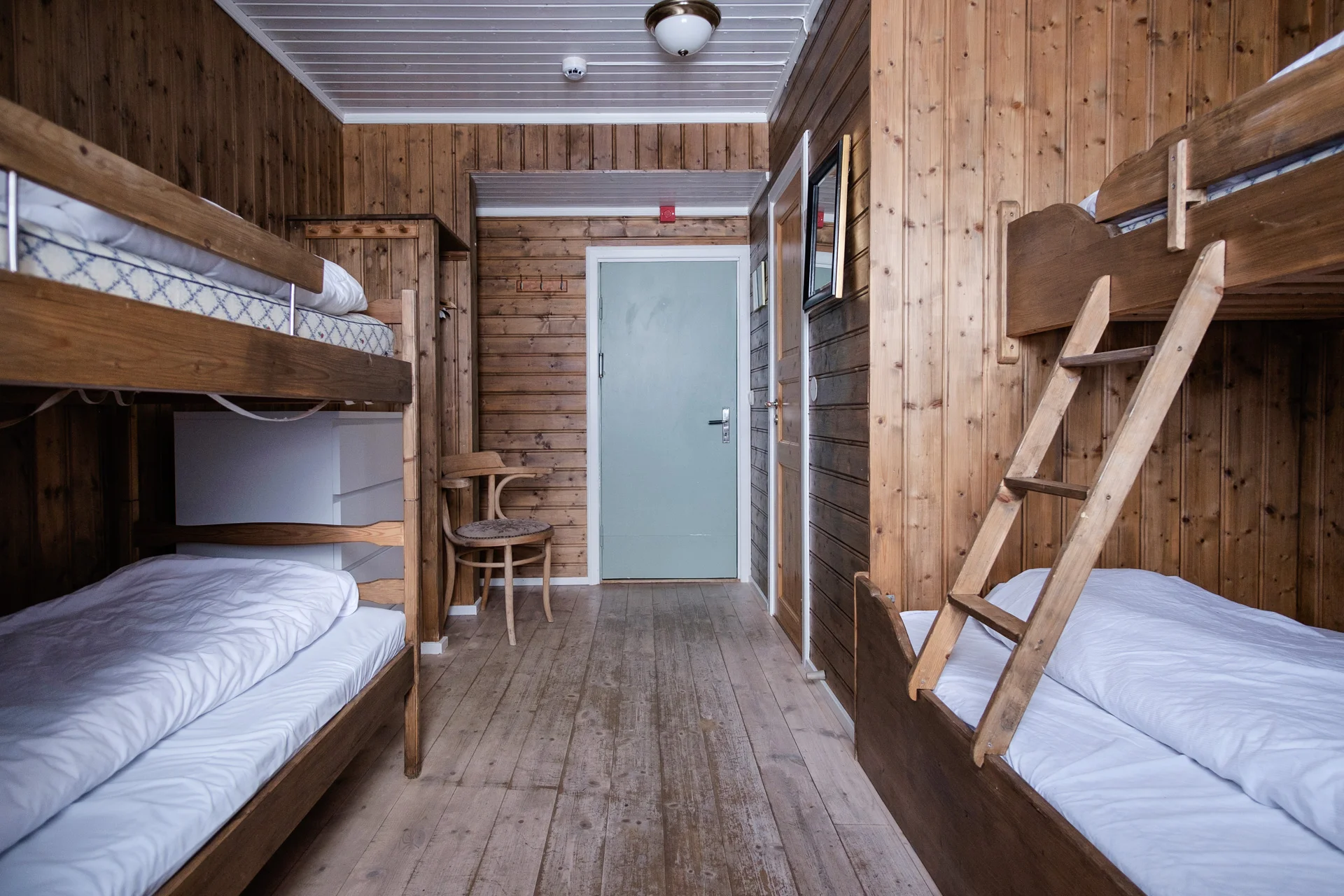 The hotel sleeps about 100 people. Rooms have two, four or six beds. This is a typical room. Photo: Sebastian Dahl