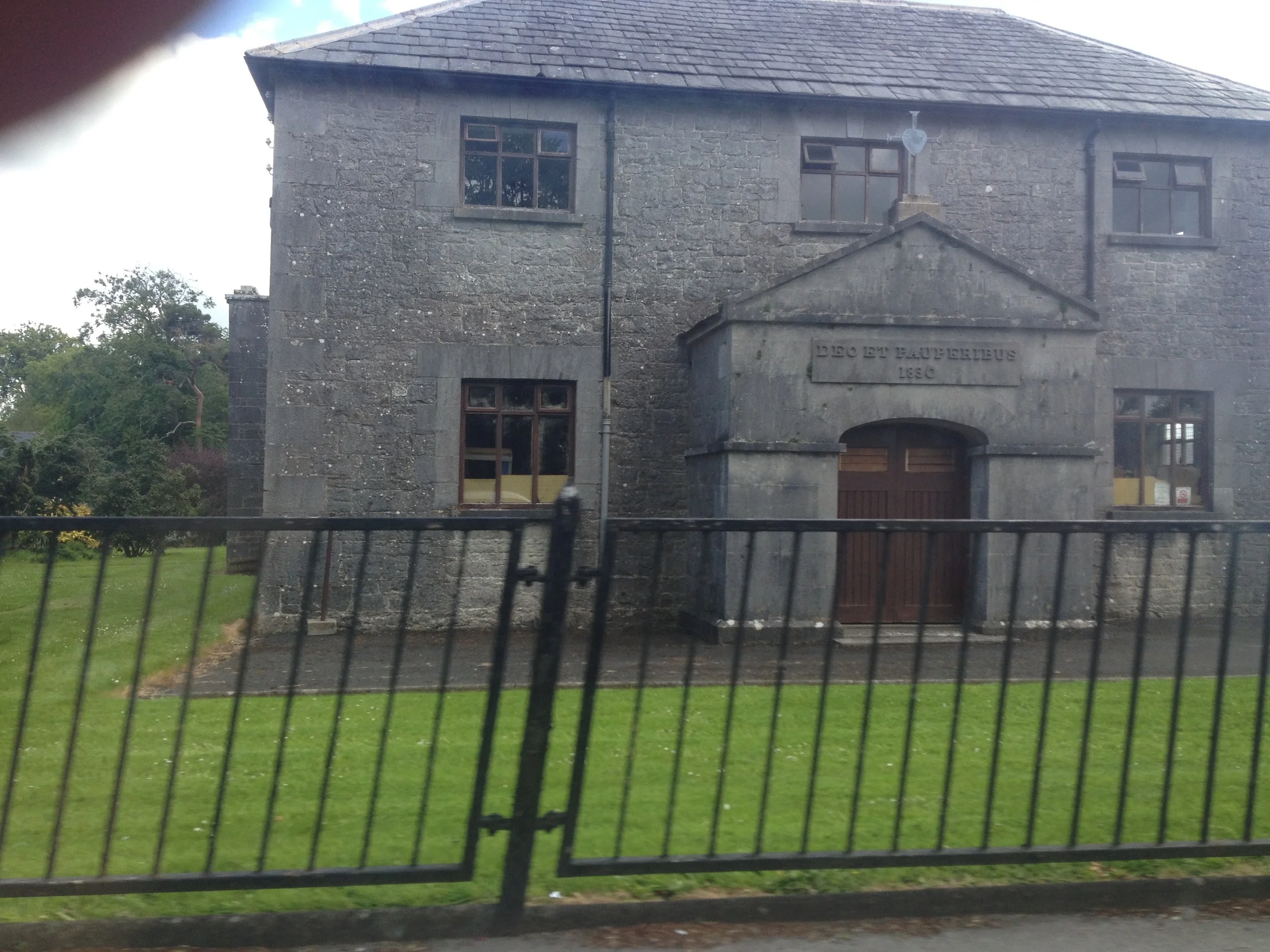 irelands_27065149666_o.jpg