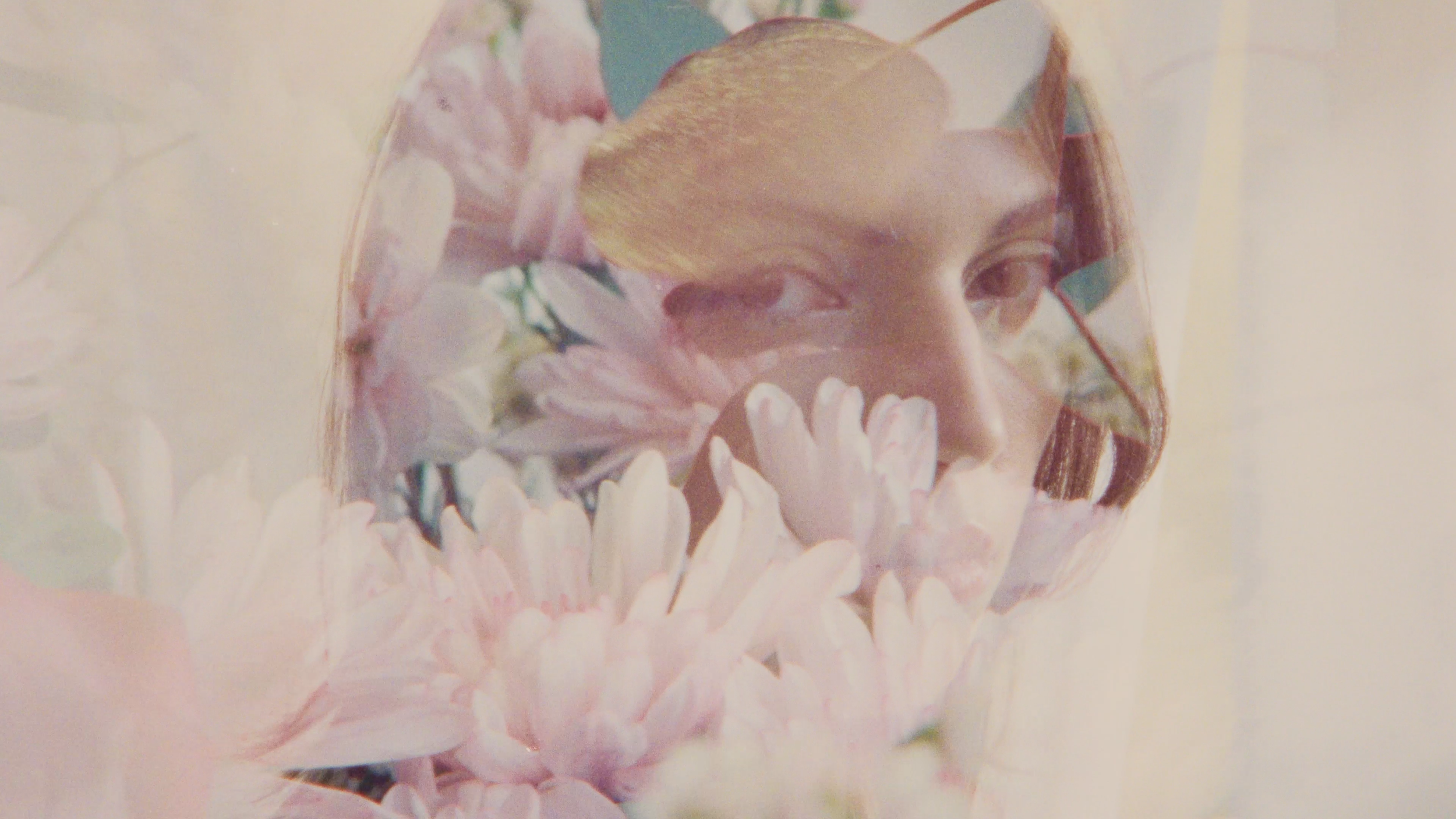 CHANEL SPEC_SOCIAL 16mm_FINAL (04.04.23).00_00_09_08.Still002.PNG