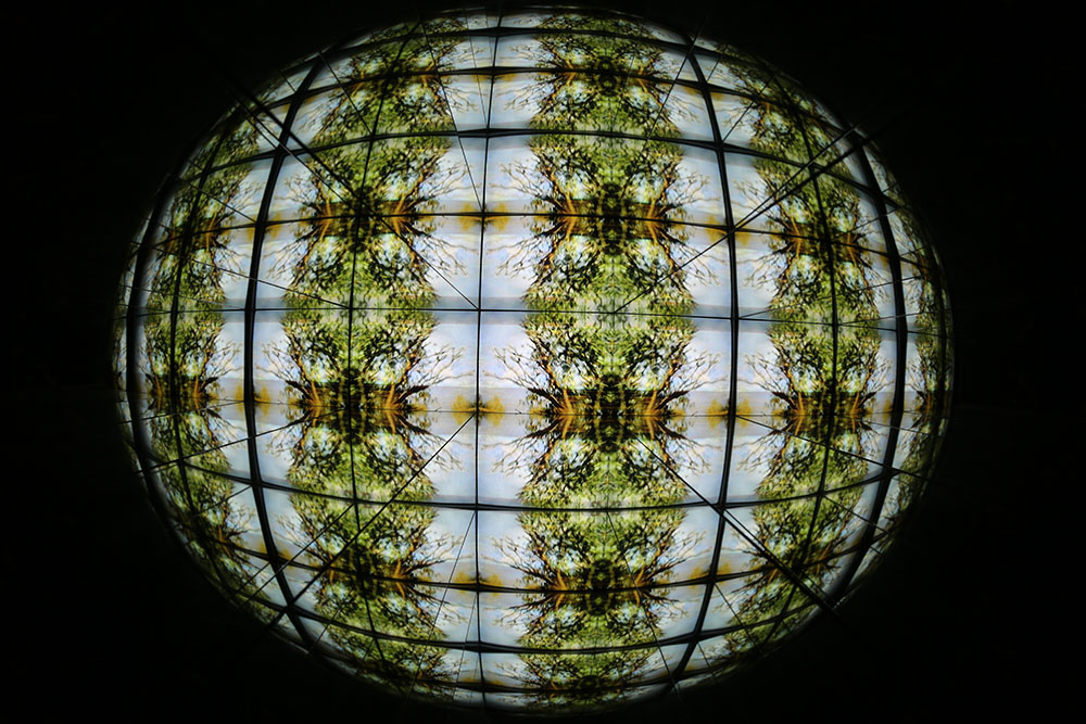 © Theo Eshetu, Anima Mundi / Soul of the Universe , 2014 Courtesy Axis Gallery