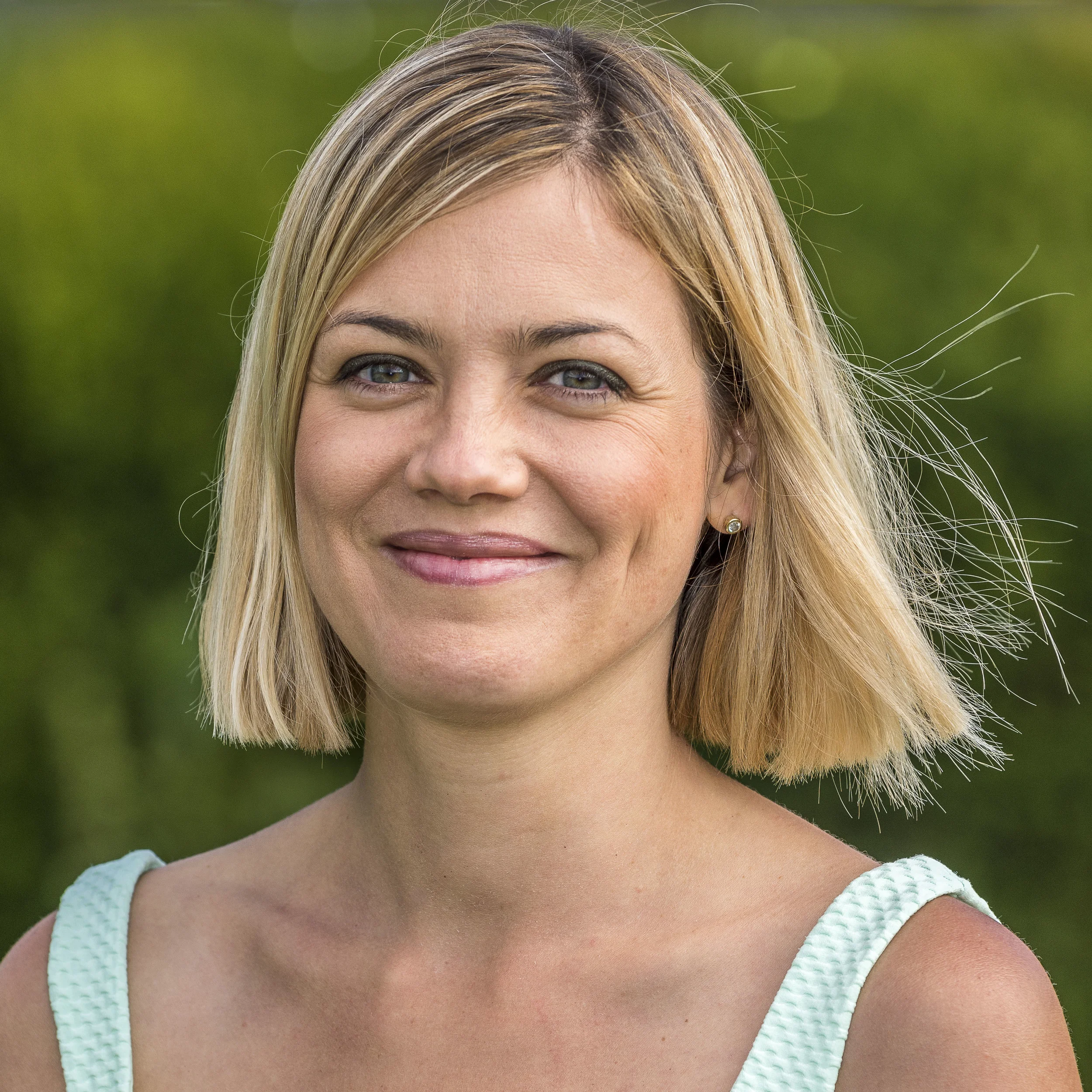 Bea Lyus, Nutritional Therapist