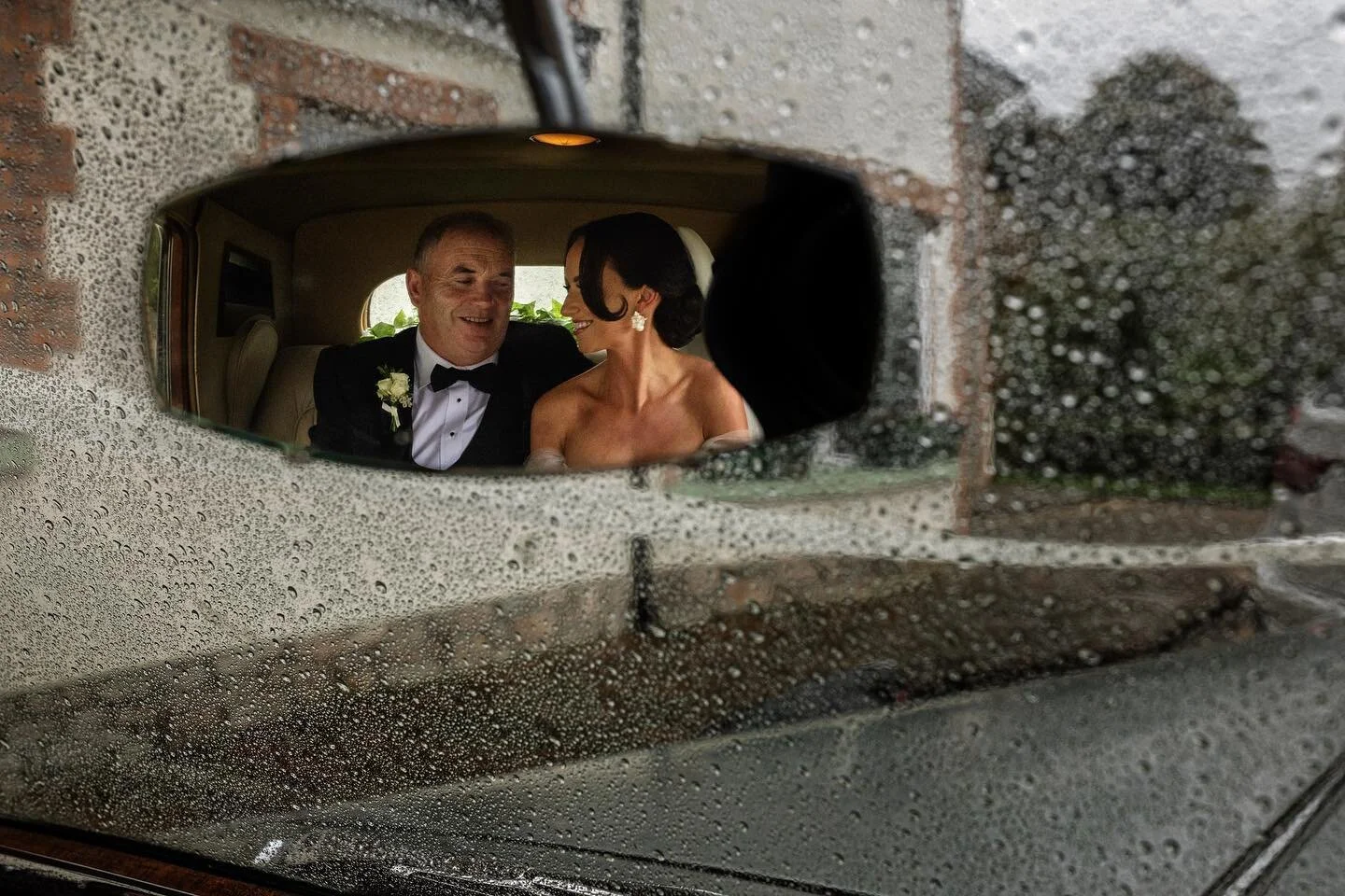 This was a dream wedding to photograph!
@marymcg94 @michadel_doherty 

💄 @foc_92 
📍 @silvertassiehotel 
🌸 @houseofelliottflowers 
🎵 @grainnegaviganmusic 
🎸 @davidcraigmusic 
🎤 @micky_doherty 
#wedding #weddingphotography #donegal #irishwedding