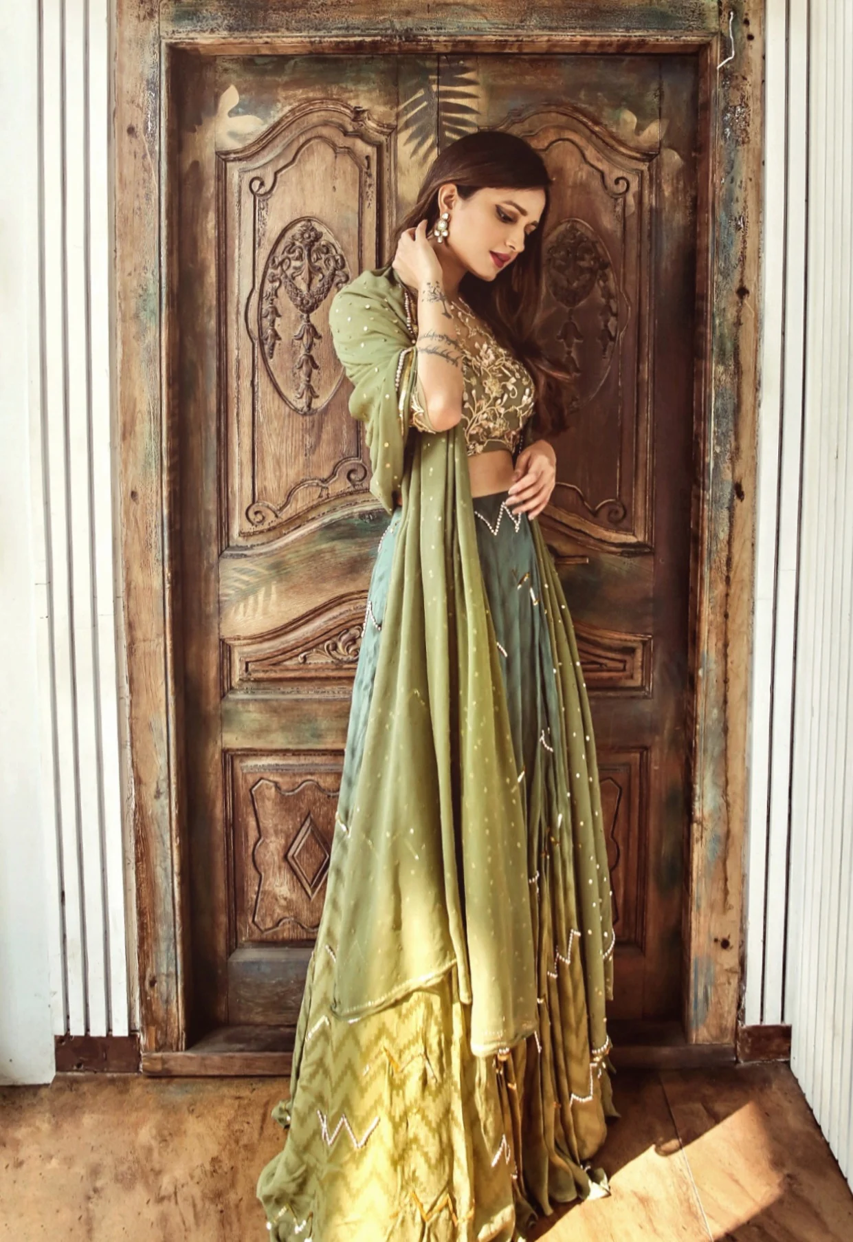 The-Chic-Armoire-by-Nidhi-Kunder-Ohaila-Khan-3