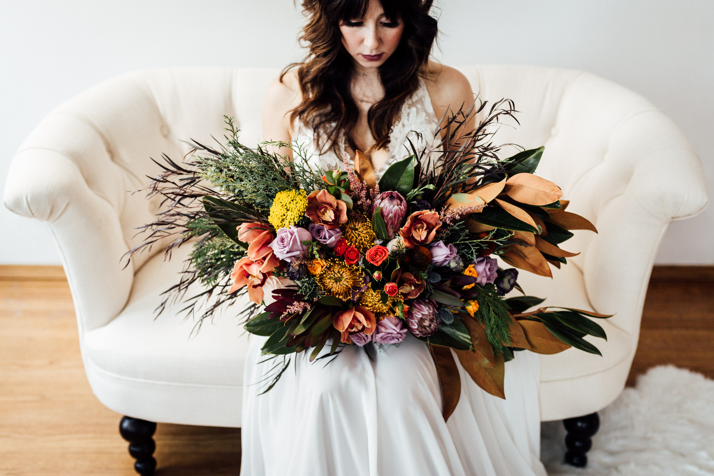 modern-bridal-bouquet.jpg