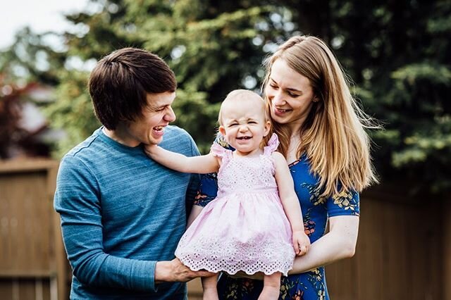 May I present Claire&rsquo;s nose scrunch to brighten your day. So wonderful to get this sweet family in front of my camera again. &hearts;️