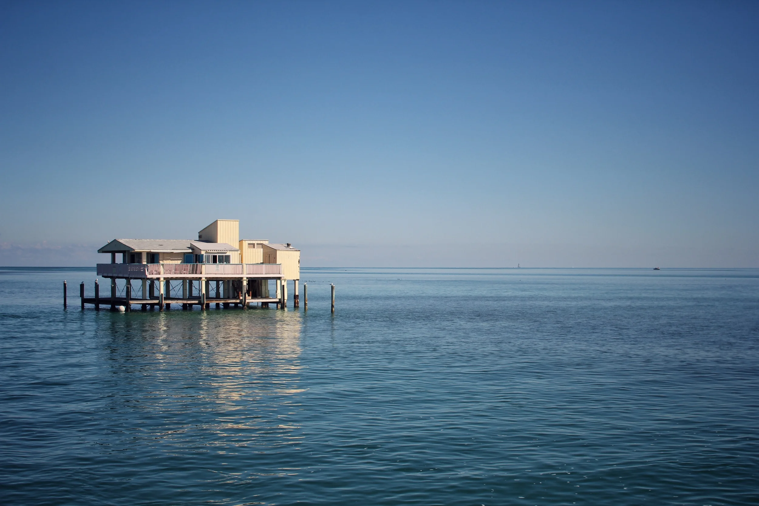 Catering Miami - Dinner In Stiltsville
