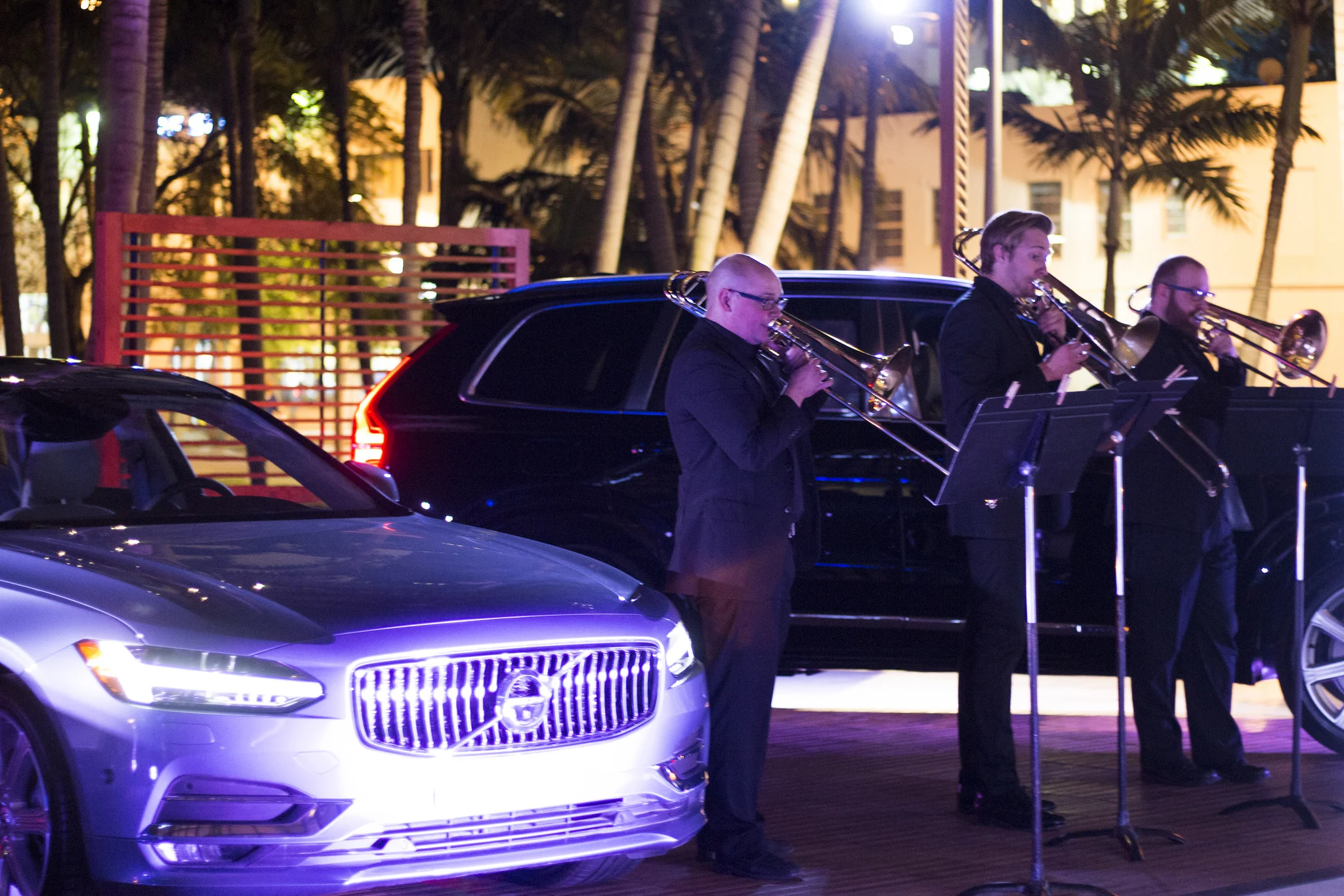 Sponsor and Gold Benefactor, VOLVO, showcased a display of luxury vehicles near the Center's entrance. (Photo: Courtesy of the NWS)