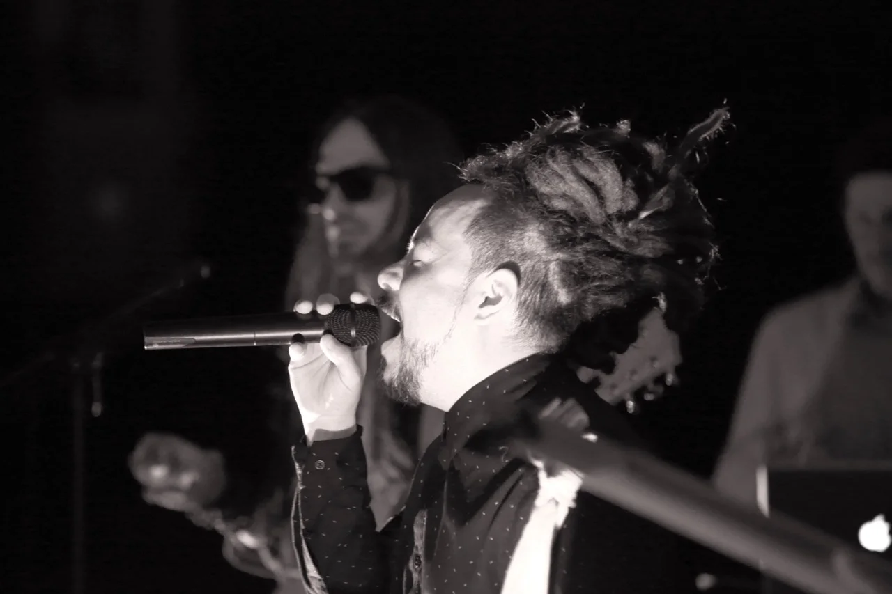 Locos Por Juana vocalist, Itagui Correa