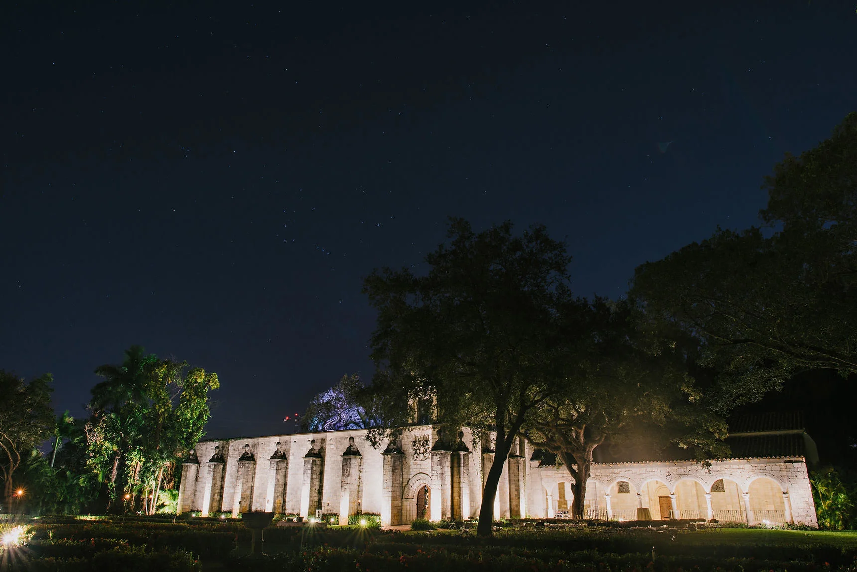 miami-luxury-catering-Wedding-Photography-113(pp_w1720_h1148).jpg