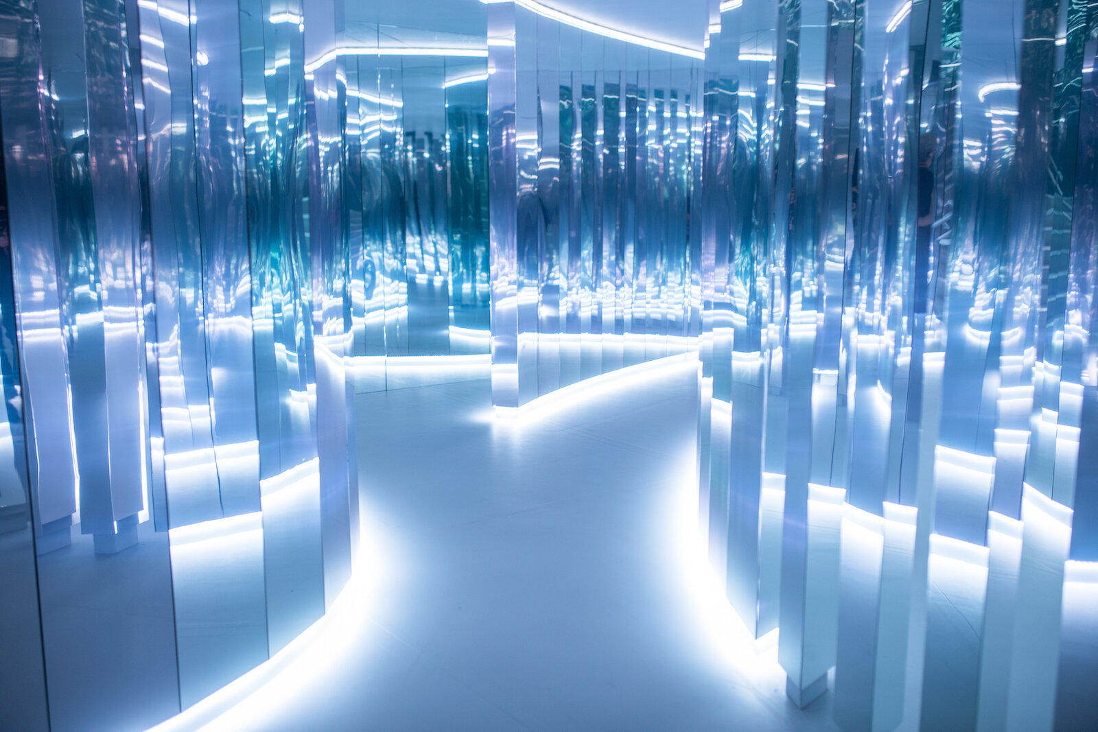 Es Devlin, teamLab, James Turrell to Inaugurate the Superblue Miami  Experiential Art Space - Artwire Press Release from