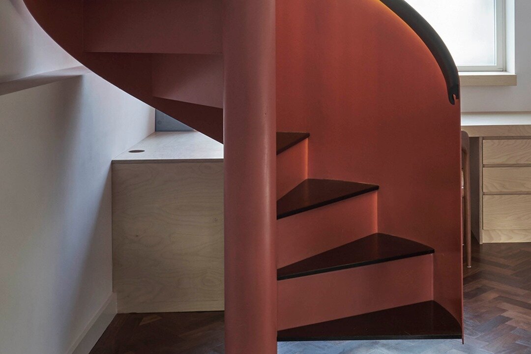 Orange stairs.⠀⠀⠀⠀⠀⠀⠀⠀⠀
.⠀⠀⠀⠀⠀⠀⠀⠀⠀
.⠀⠀⠀⠀⠀⠀⠀⠀⠀
.⠀⠀⠀⠀⠀⠀⠀⠀⠀
.⠀⠀⠀⠀⠀⠀⠀⠀⠀
.⠀⠀⠀⠀⠀⠀⠀⠀⠀
.⠀⠀⠀⠀⠀⠀⠀⠀⠀
⠀⠀⠀⠀⠀⠀⠀⠀⠀
⠀⠀⠀⠀⠀⠀⠀⠀⠀
#luxuryhouses #trustedadvisor #luxuryproperty #modernarchitect #hollywoodarchitect #cotswoldarchitect #architecture #linteriordesign #liddic