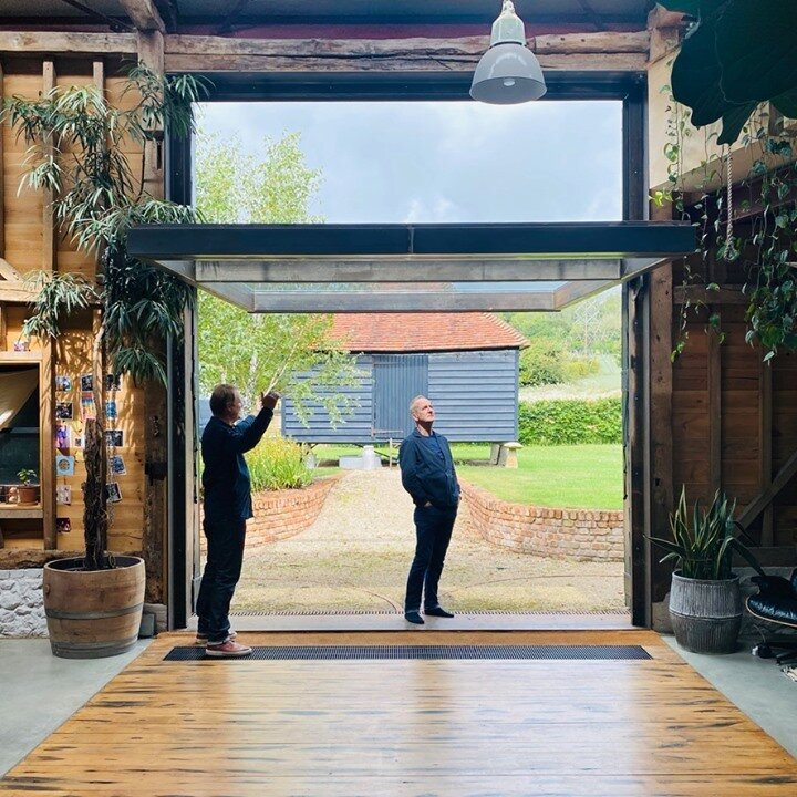David at the Ancient Party Barn with @kevin.mccloud1 filming an inspirational section for @channel4 @granddesignstv which was on tonight. ⠀⠀⠀⠀⠀⠀⠀⠀⠀
.⠀⠀⠀⠀⠀⠀⠀⠀⠀
.⠀⠀⠀⠀⠀⠀⠀⠀⠀
.⠀⠀⠀⠀⠀⠀⠀⠀⠀
.⠀⠀⠀⠀⠀⠀⠀⠀⠀
.⠀⠀⠀⠀⠀⠀⠀⠀⠀
.⠀⠀⠀⠀⠀⠀⠀⠀⠀
. ⠀⠀⠀⠀⠀⠀⠀⠀⠀
#architecture #archilove