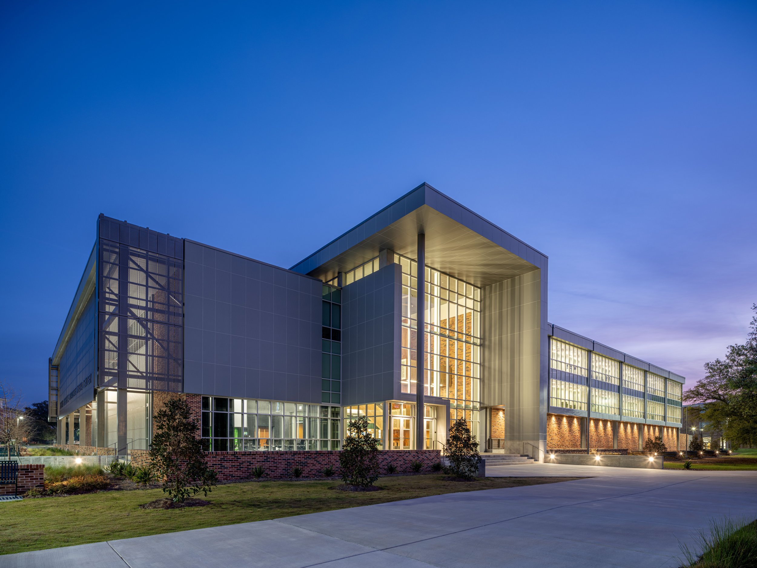 Southeastern Louisiana University - D Vickers Hall